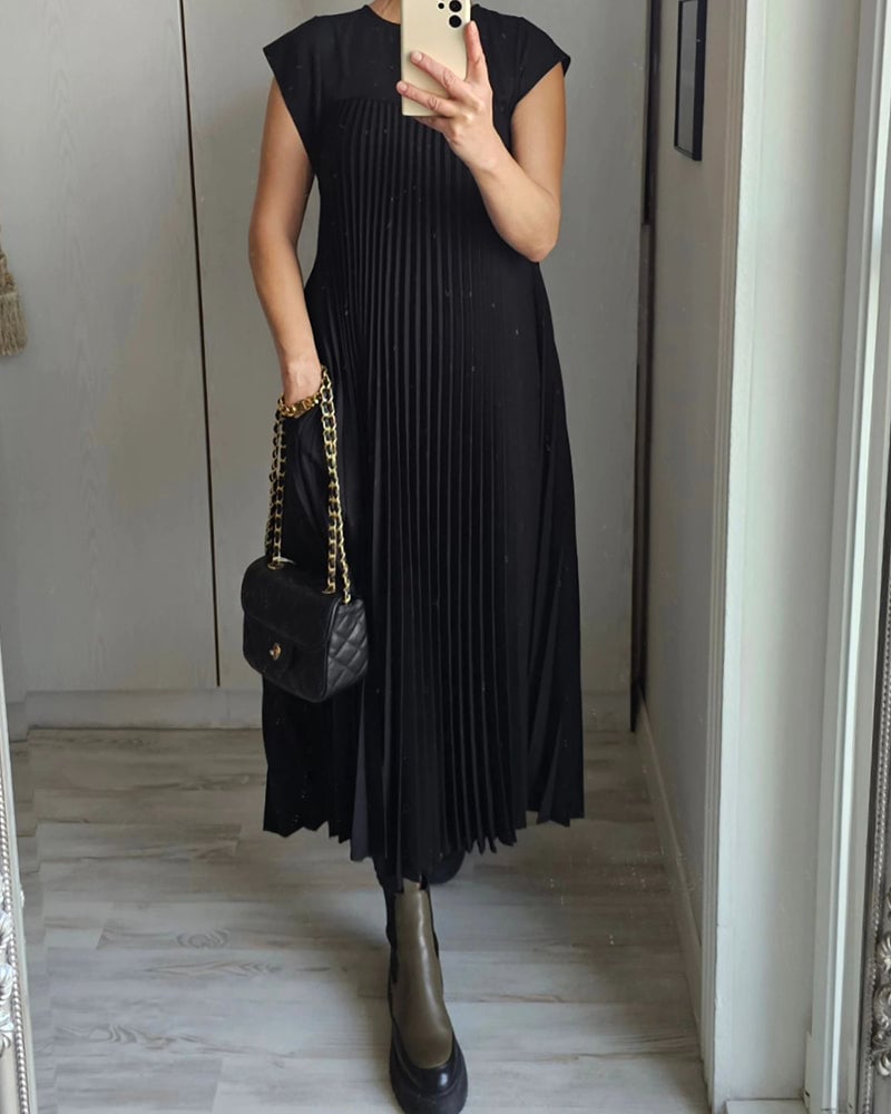 Grace | Women's Elegant Pleated Maxi Dress