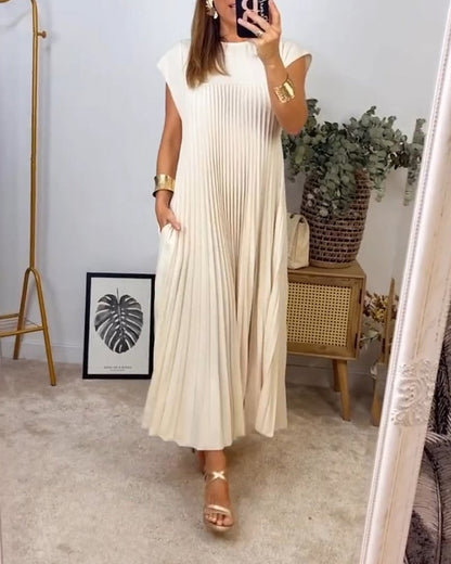 Grace | Women's Elegant Pleated Maxi Dress